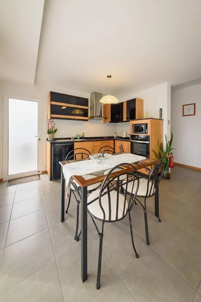 Vivenda Carlota Sea View By Mth Apartman Ribeira Brava 0*,  Portugália